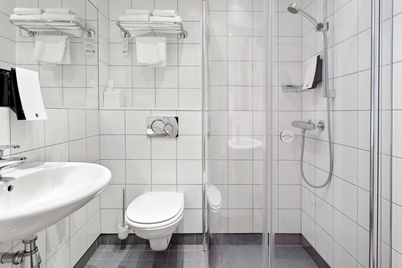 Basic Doppel-/Zweibettzimmer